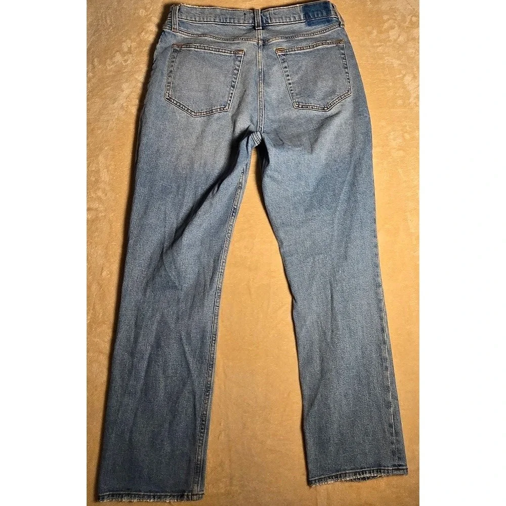Abercrombie & Fitch Womens Light Wash Straight Leg Jeans Blue Size 32x28  1111